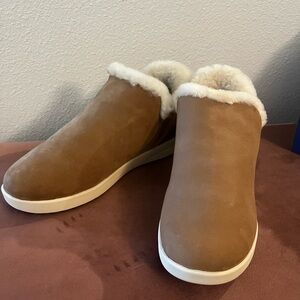 OluKai Kamau Waterproof Genuine Shearling Sneaker